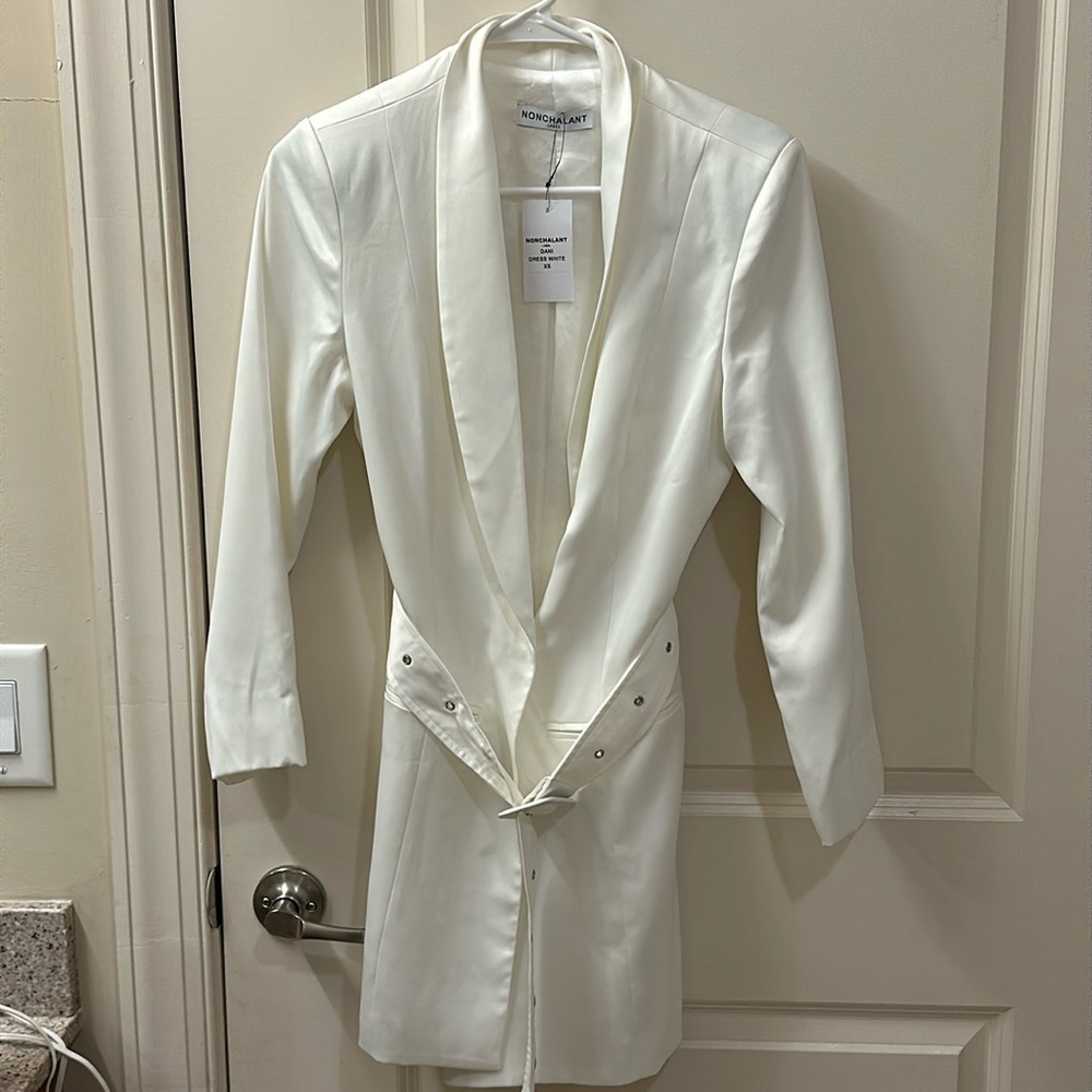NONchalant Label Dani Dress NWT - Picture 6 of 7